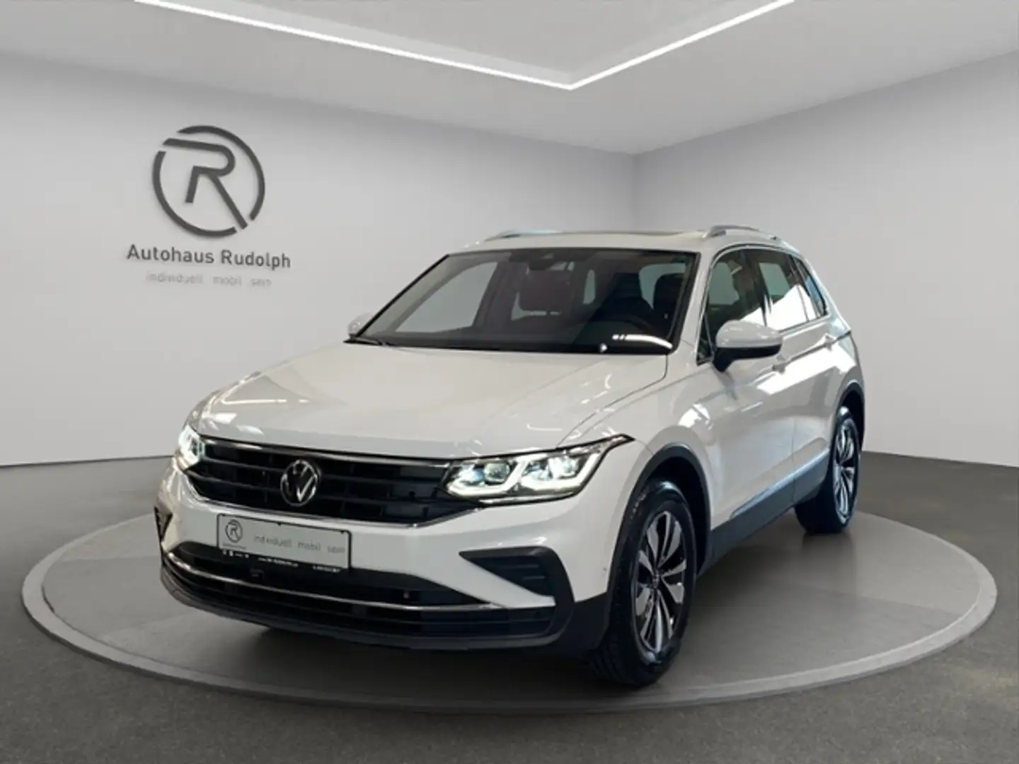 Volkswagen Tiguan 2.0 TDI DSG Move / Navi LED RFK Weiß - 2