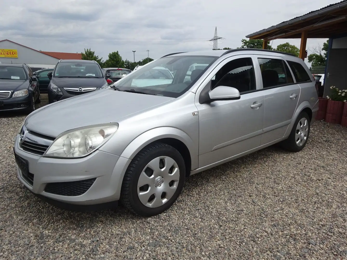 Opel Astra Caravan 1.7 CDTI Edition 81kW Silber - 1