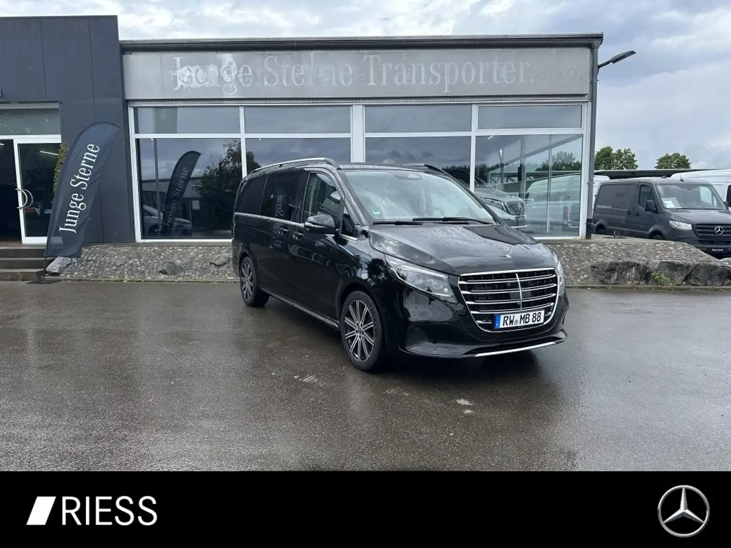 Mercedes-Benz V 300 d EXCLUSIVE/ALLRAD/AIRMATIC/PANORAMA/360° Schwarz - 1