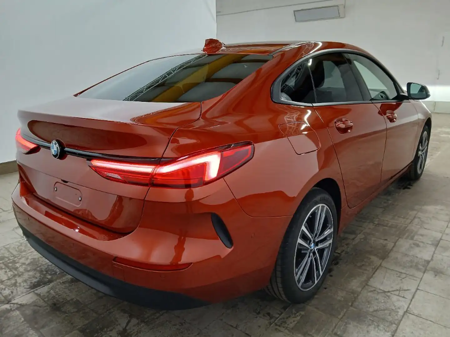 BMW 218 i Gran Coupe ACC/HUD/HIFI/ADAPTLED/KOMFORTZGNG Orange - 2