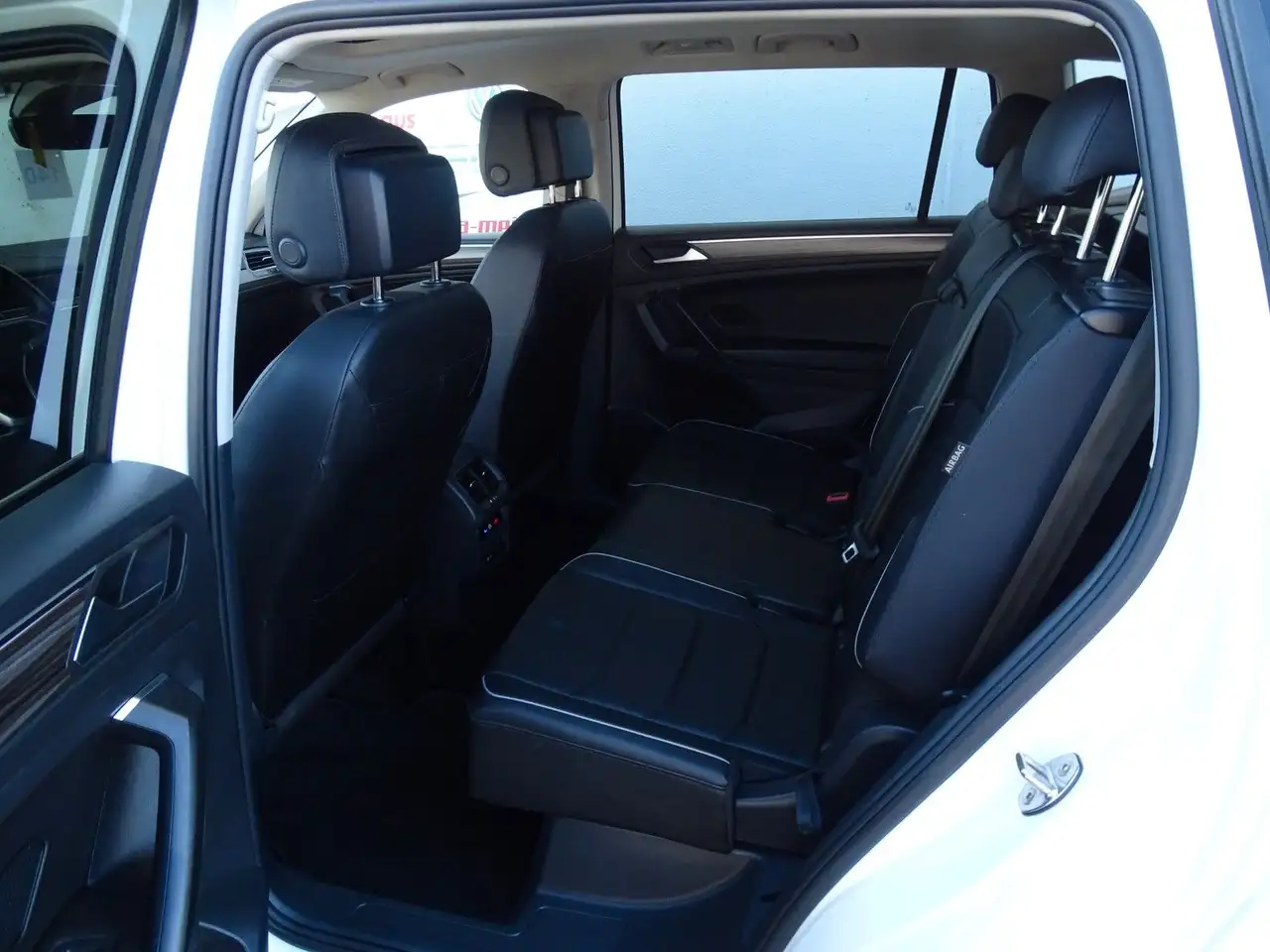 Volkswagen Tiguan Allspace 2.0 TDI DSG Elegance 4Motion 12