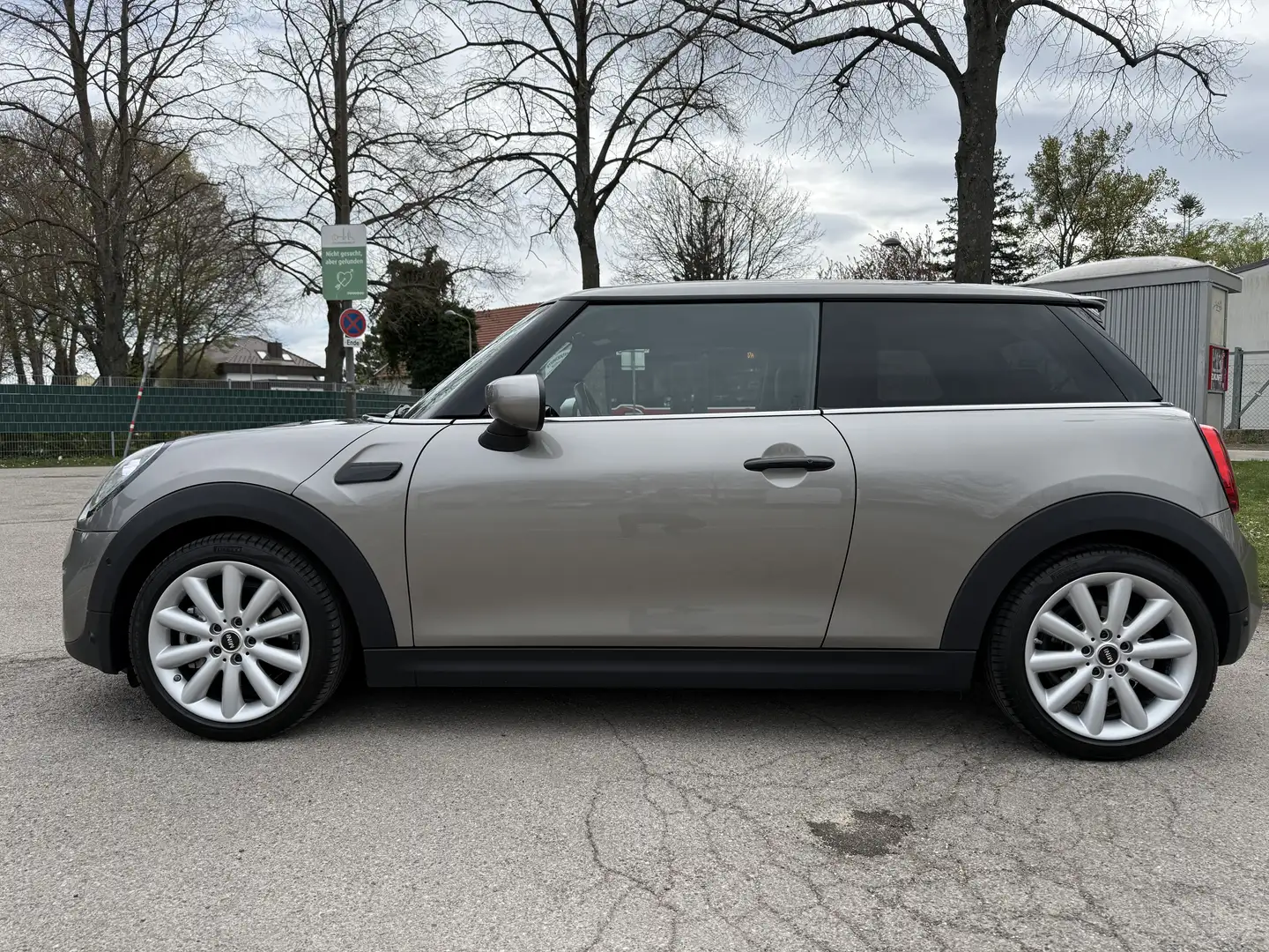 MINI Cooper S Aut. F56 *Pickerl & Service NEU *TOP gepflegt! Silber - 2