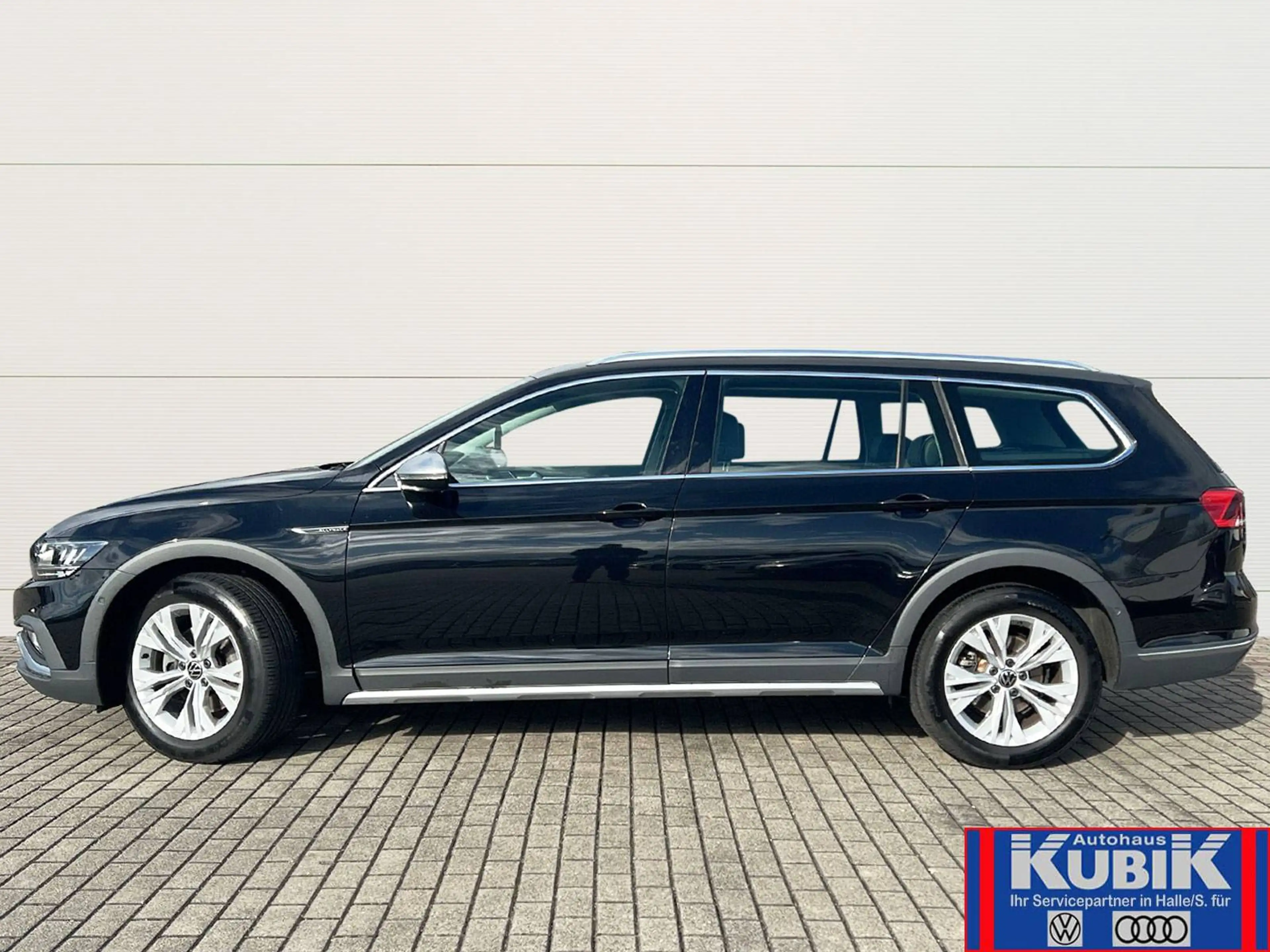 Volkswagen Passat Alltrack Passat Variant 2.0 TDI 4motion DSG+Massage+Memory+ — photo 3