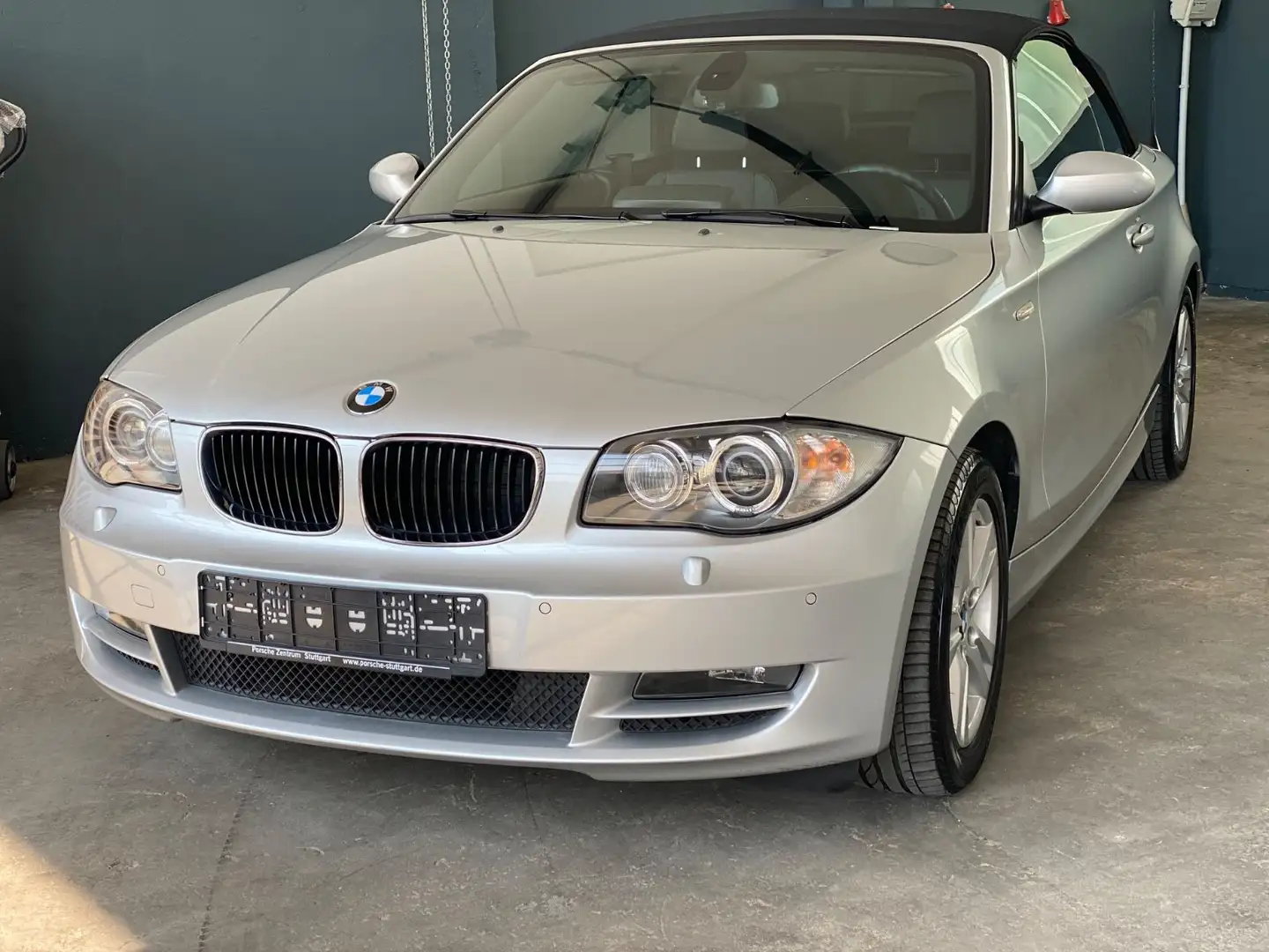 BMW 118 i C Automatik Leder Xenon 1.Hand Silber - 1