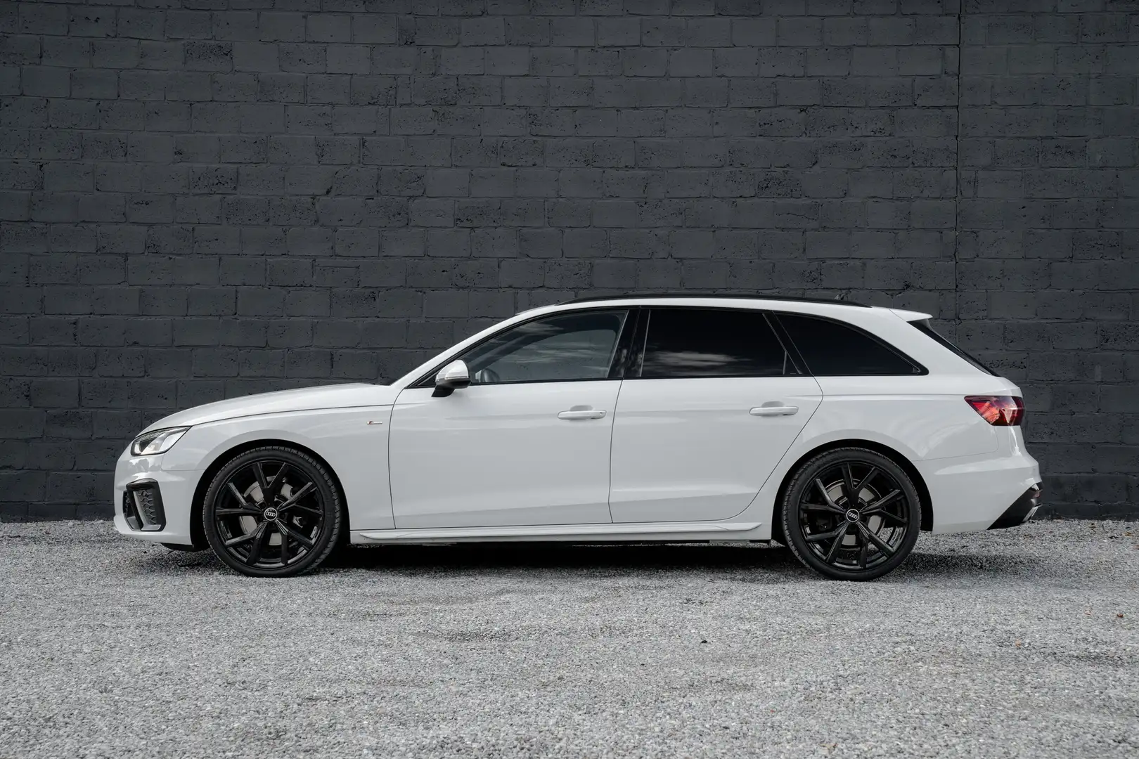 Audi A4 35 TDi AUTOMAAT/2*S line/PANO/NAVI/LED Blanc - 2