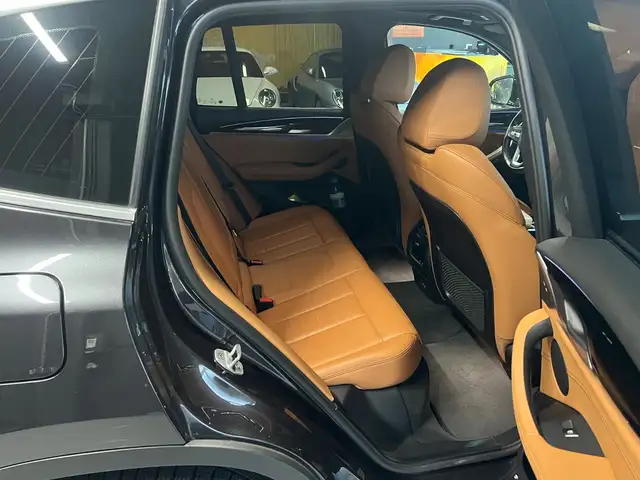 BMW X3 view 15