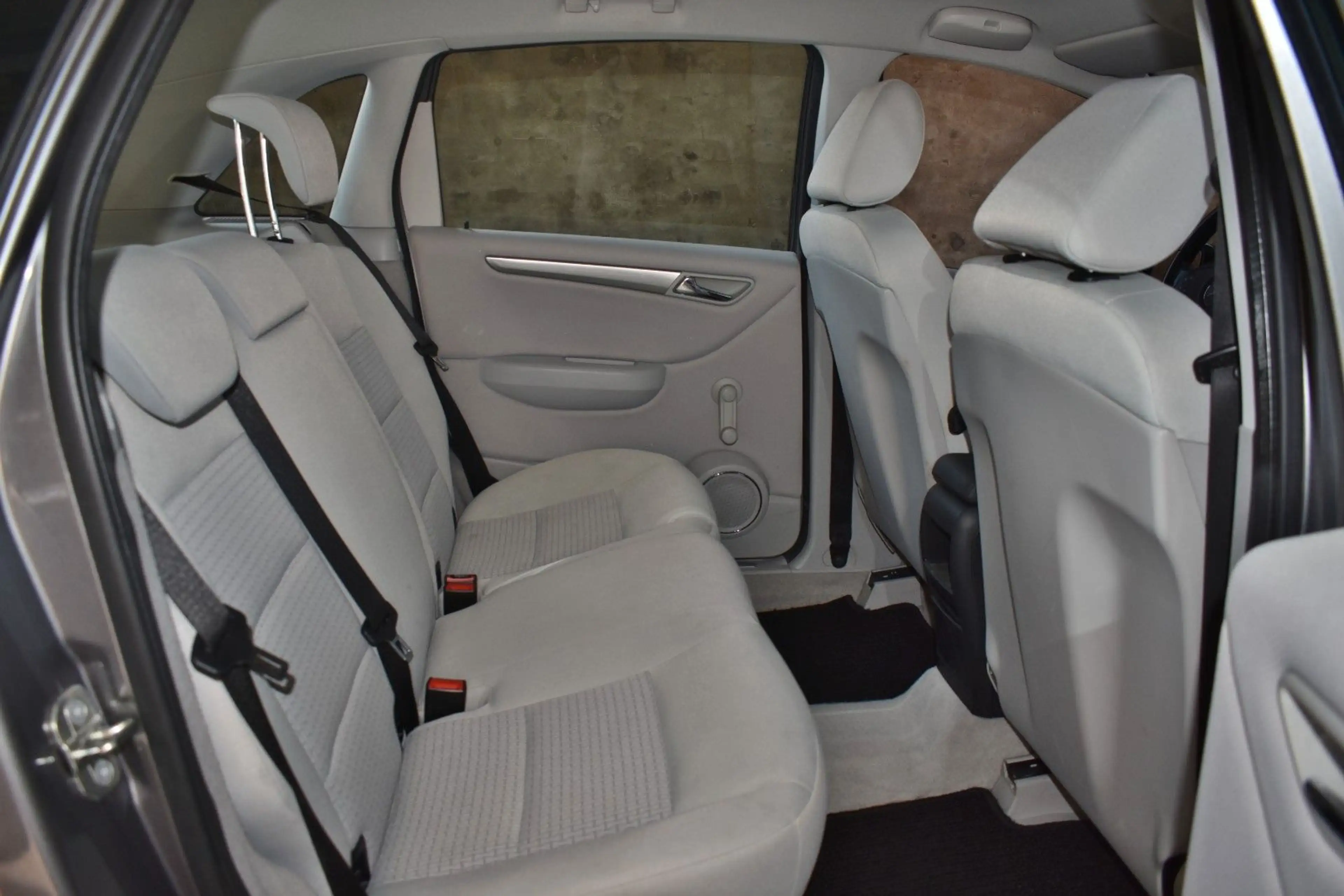 Mercedes-Benz B 200 CDI BIXENON KLIMA PDC S.HEFT TÜVNEU — photo 14