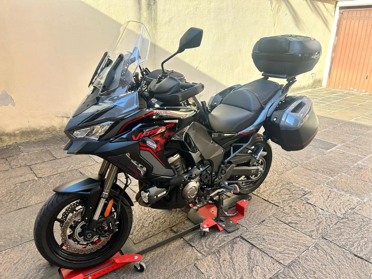 Kawasaki Versys 1000 SE GRAND TURER Černá - 2