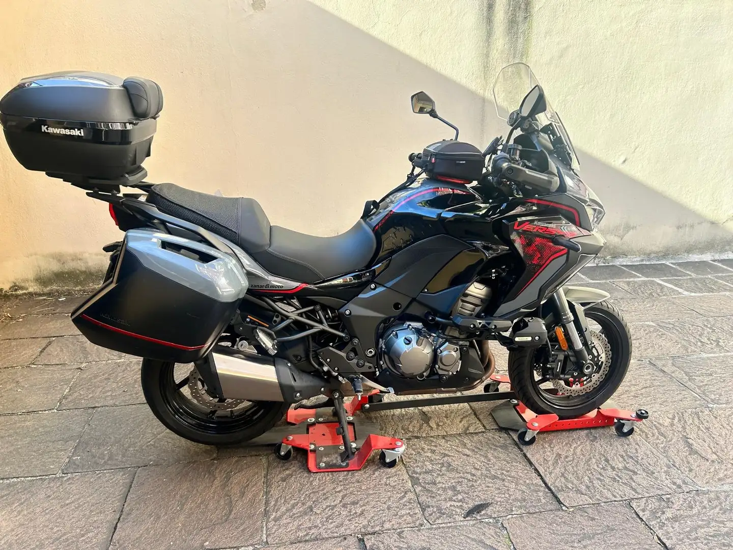 Kawasaki Versys 1000 SE GRAND TURER Černá - 1
