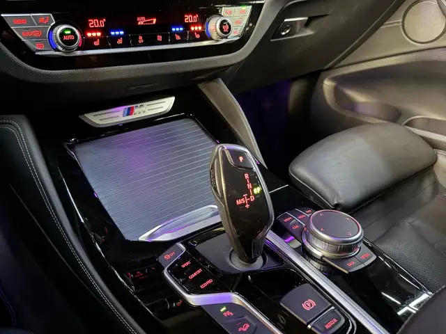 BMW X4 view 16