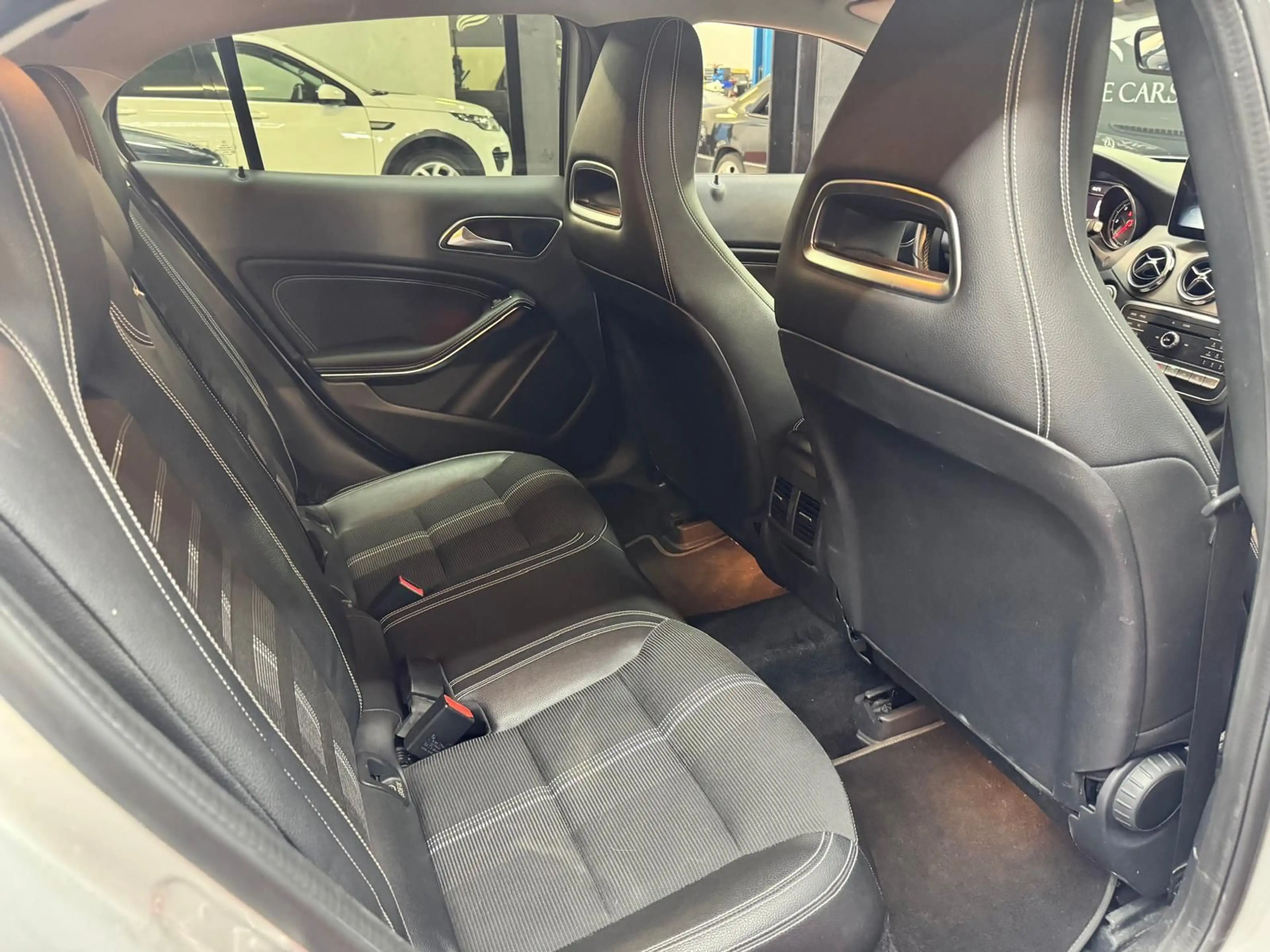 Mercedes-Benz GLA 220 d 4MATIC Aut. — photo 12