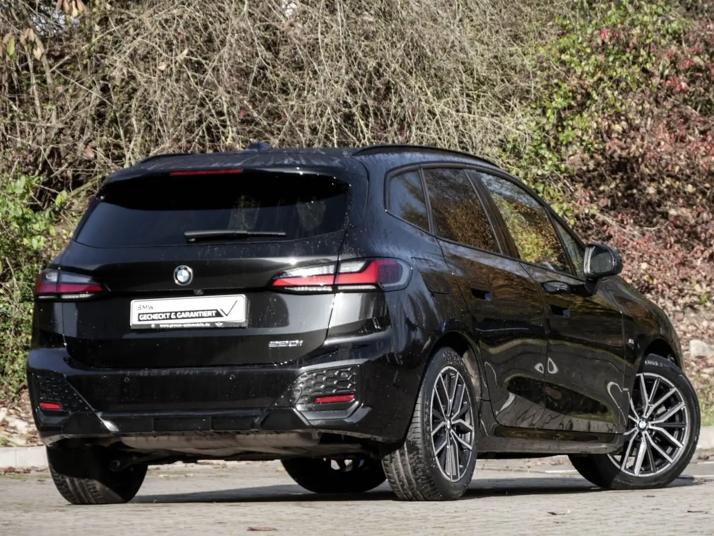 BMW 220 i M SPORT+H/K+HuD+DA+360°+18" LMR Noir - 2