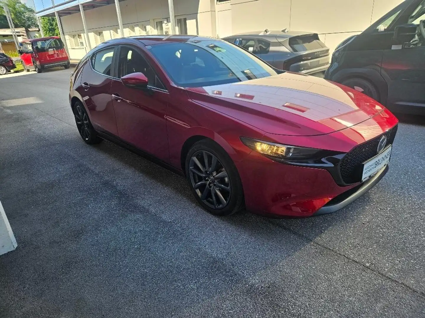 Mazda 3 Mazda3 Skyactiv-D116 Comfort+ Rot - 2