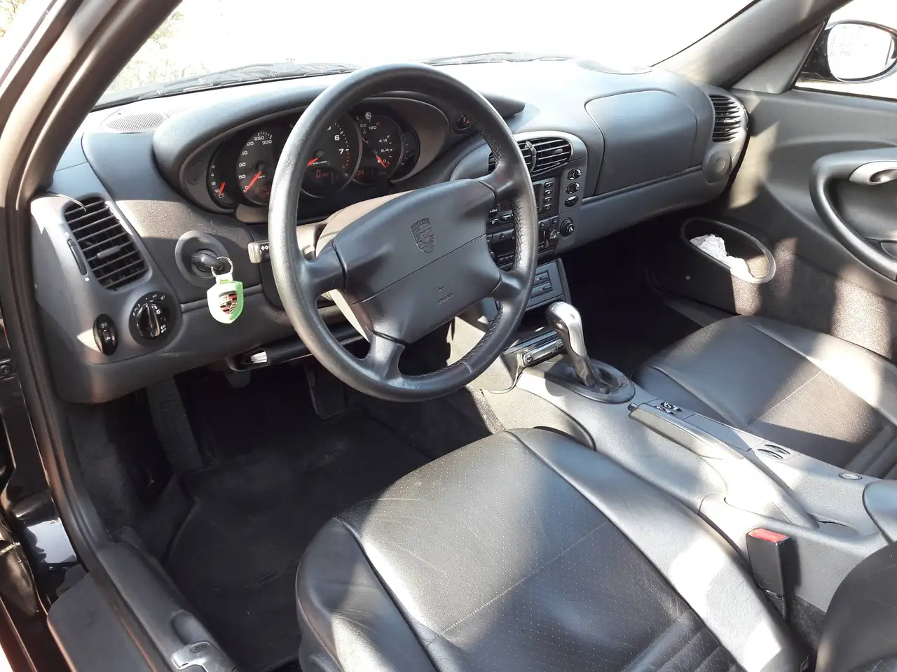 Porsche 911 Carrera 996 CA 11 01, foto 2