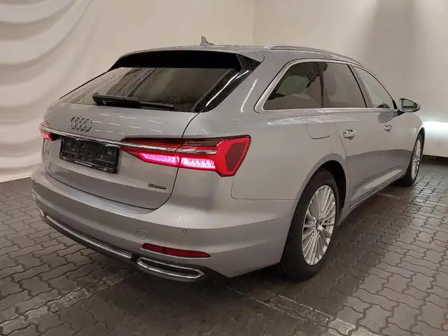 Audi A6 view 3