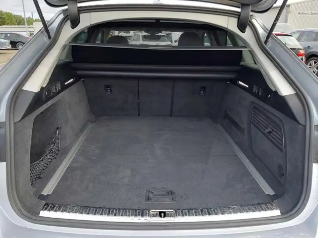 Audi A6 view 15