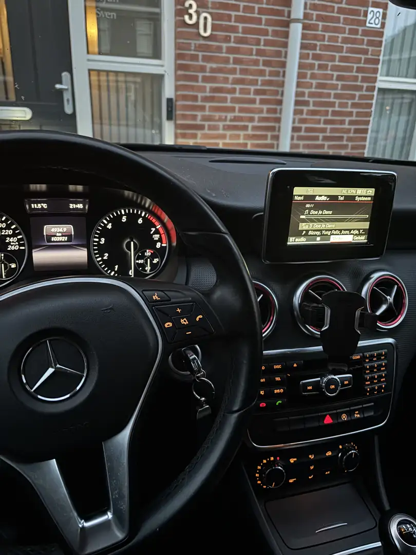 Mercedes-Benz A 180 Ambition Grijs - 2