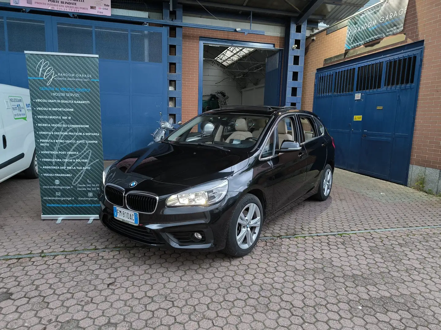 BMW 218 218i Active Tourer Luxury unico proprietario - 1