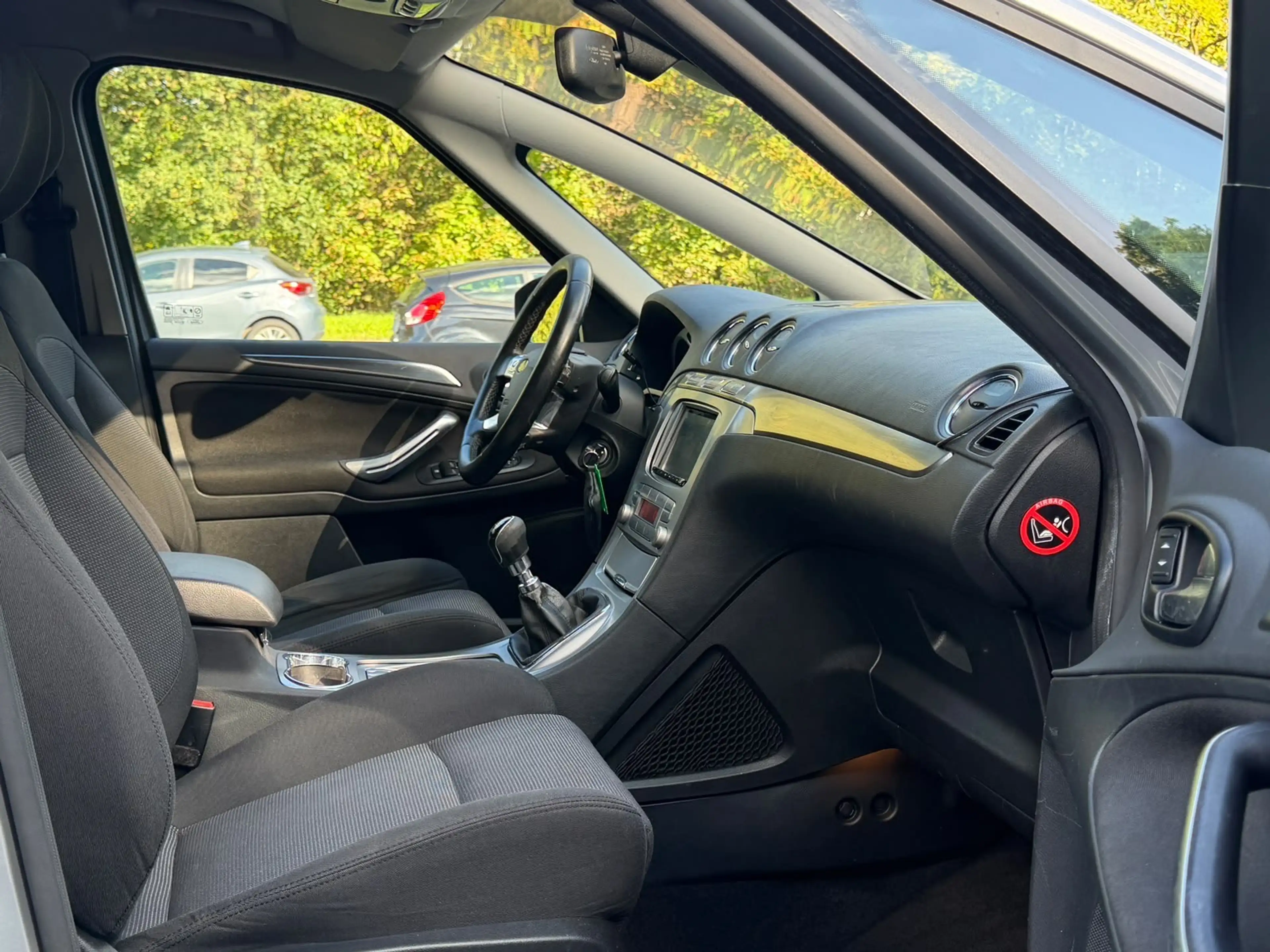 Ford S-Max Titanium 2.0 TDCI Allwetterreifen Anhängerkupplung HU/AU:NEU — photo 8