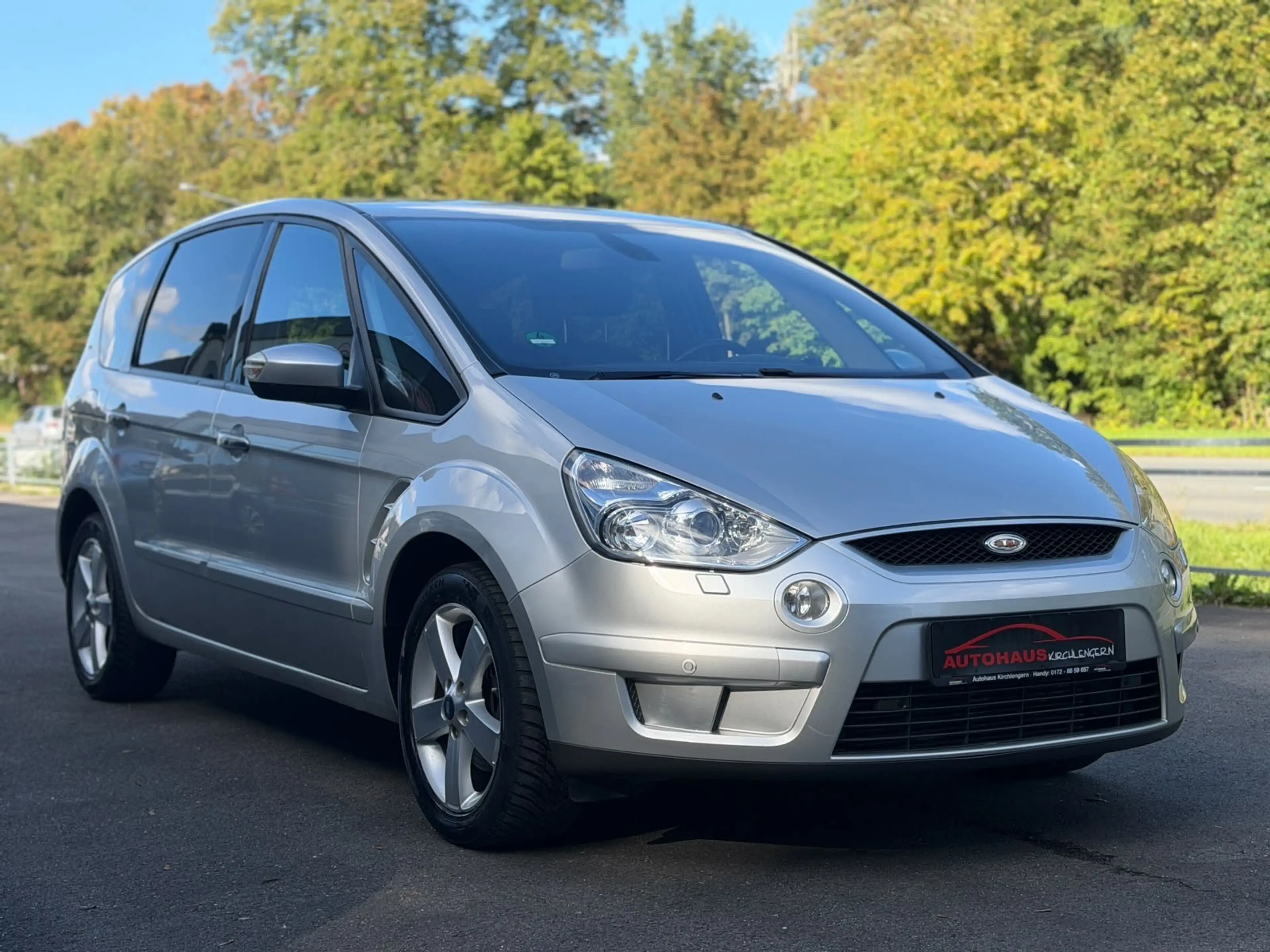Ford S-Max Titanium 2.0 TDCI Allwetterreifen Anhängerkupplung HU/AU:NEU — photo 2