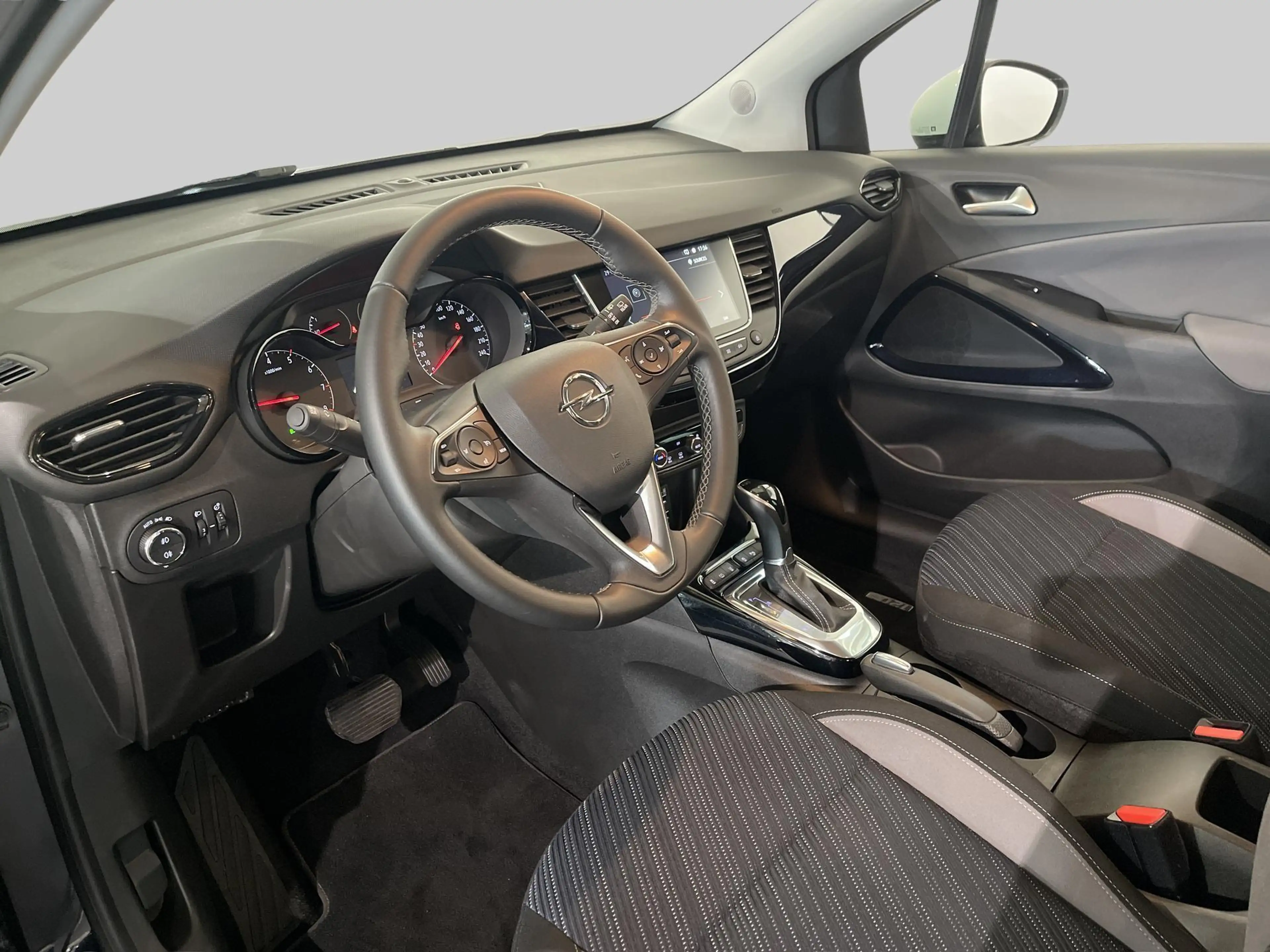 Opel Crossland X 1.2 TURBO 110PK AUTOMAAT 120 JAAR EDITION NAVI CAM — photo 4