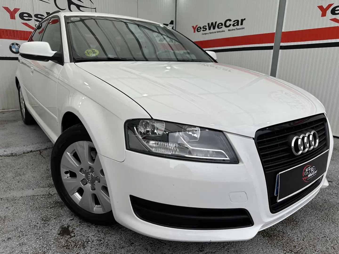Audi A3 Sportback 1.6TDI Ambiente S-Tronic Blanco - 1