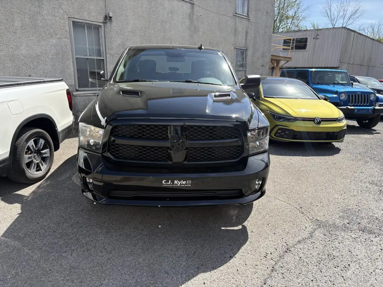 RAM 1500 снимка RAM 1500