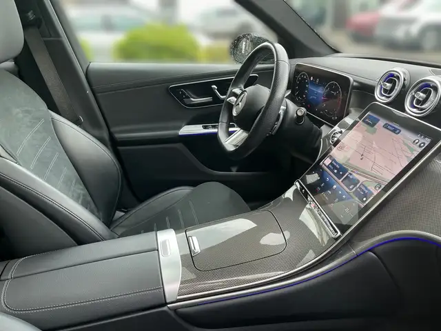 Mercedes-Benz GLC view 10