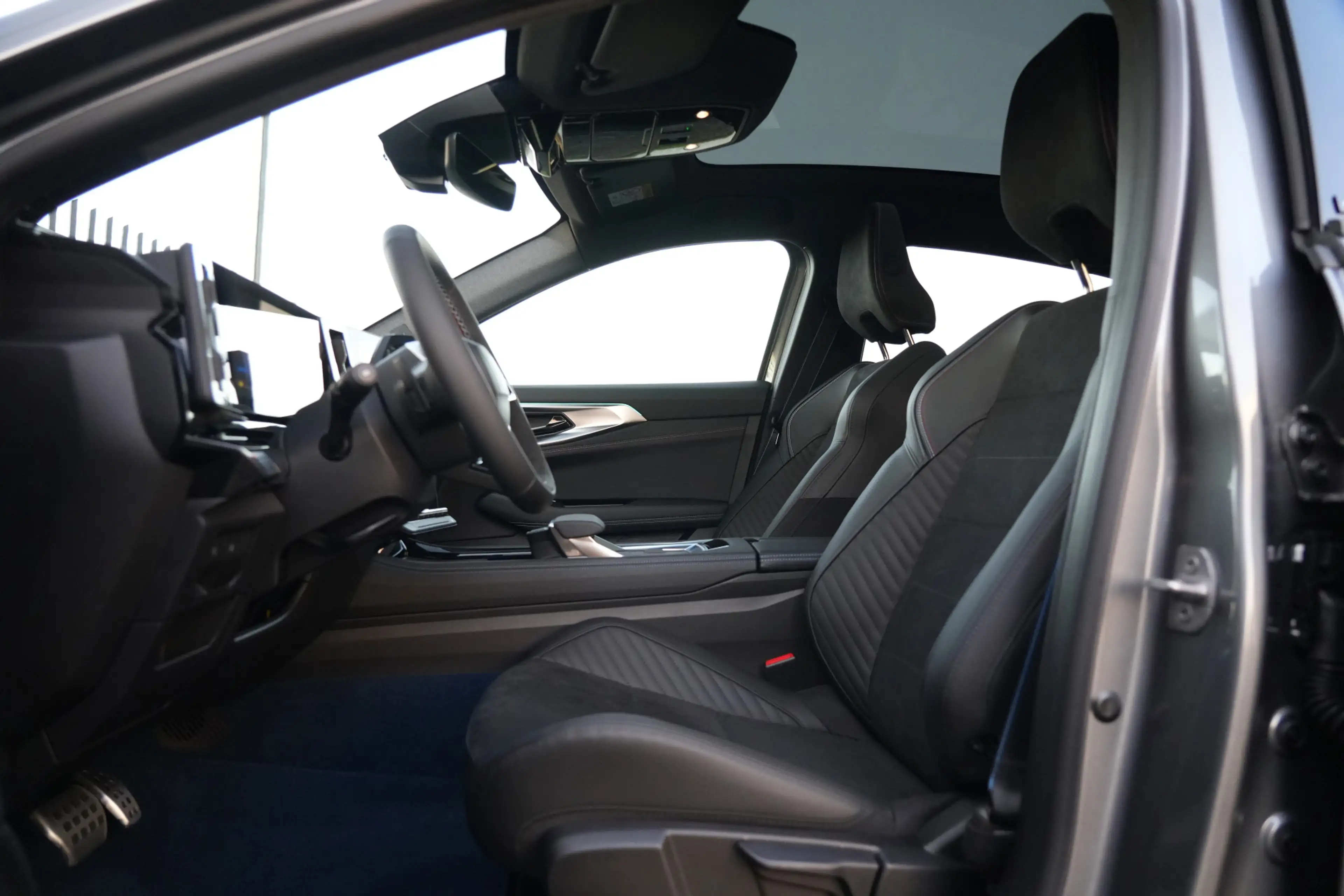 Renault Rafale 1.2 E-Tech 4x4 Plug-in Hybrid 300 Esprit Alpine 30 — photo 10