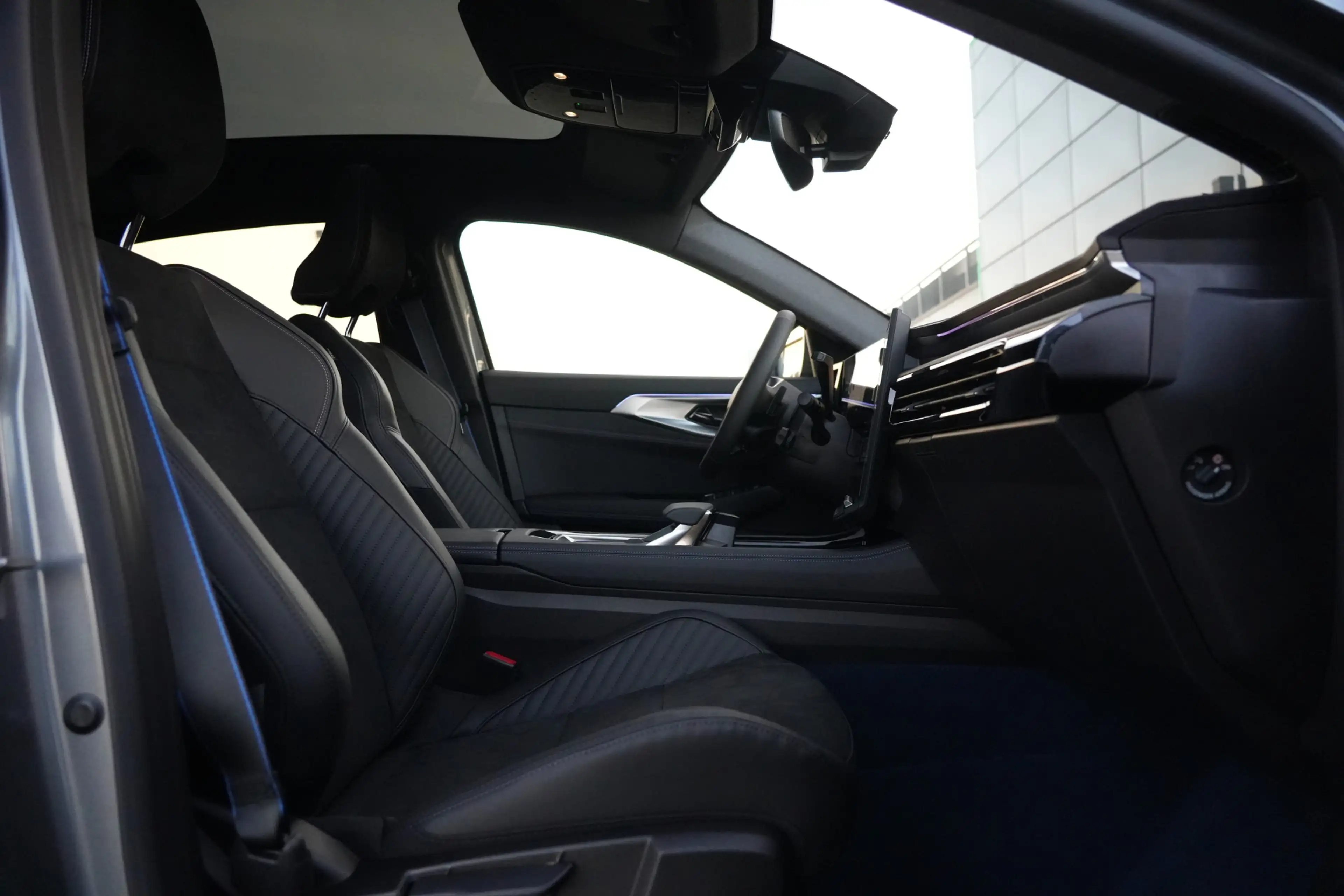 Renault Rafale 1.2 E-Tech 4x4 Plug-in Hybrid 300 Esprit Alpine 30 — photo 9