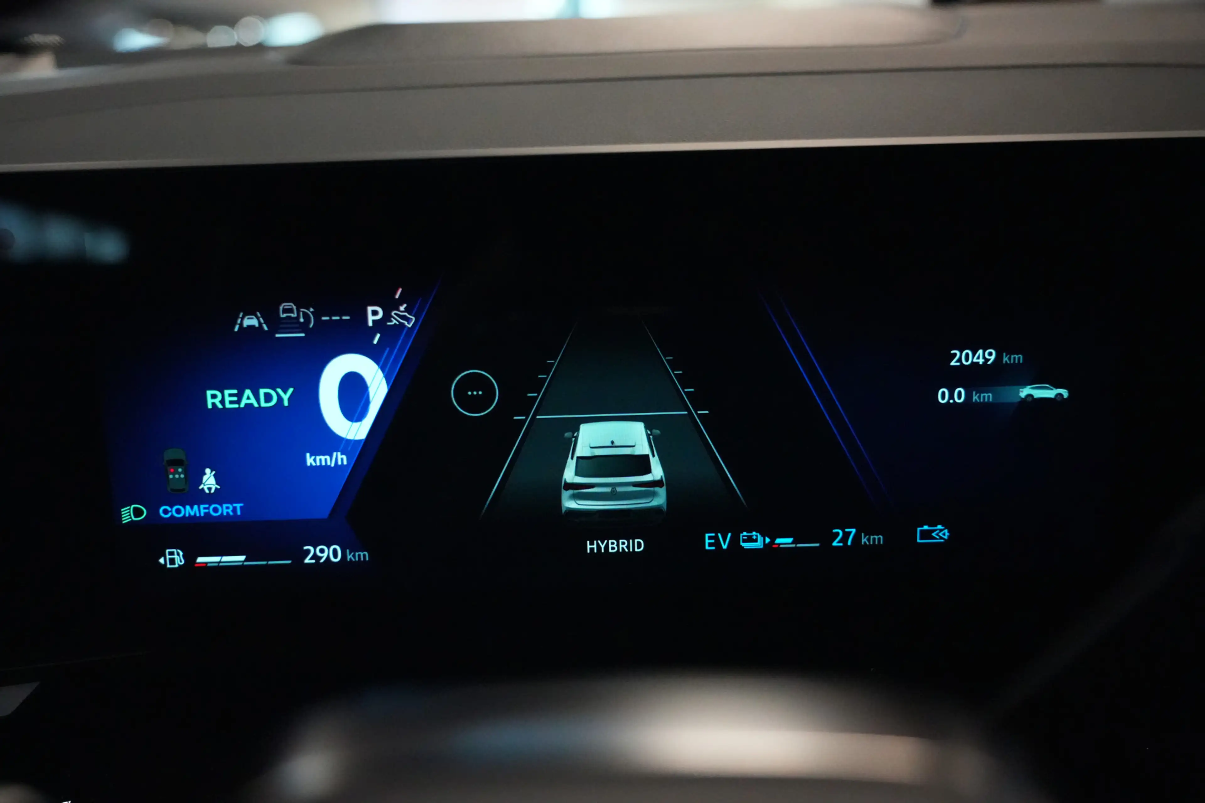 Renault Rafale 1.2 E-Tech 4x4 Plug-in Hybrid 300 Esprit Alpine 30 — photo 19