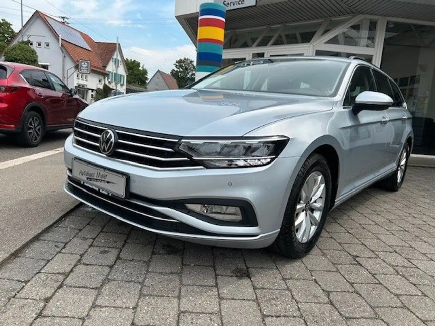 Volkswagen Passat Variant 2.0 TDI DSG Business/NAV/AHK/RFK Plateado - 2