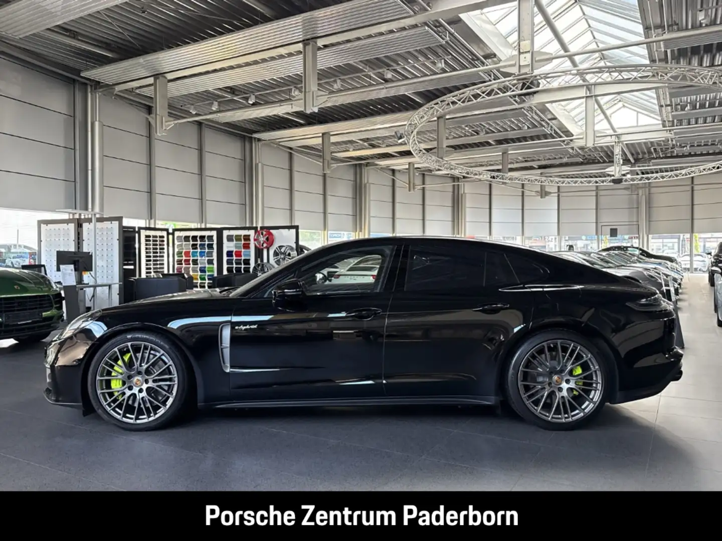 Porsche Panamera 4 E-Hybrid Platinum Edition Schwarz - 2