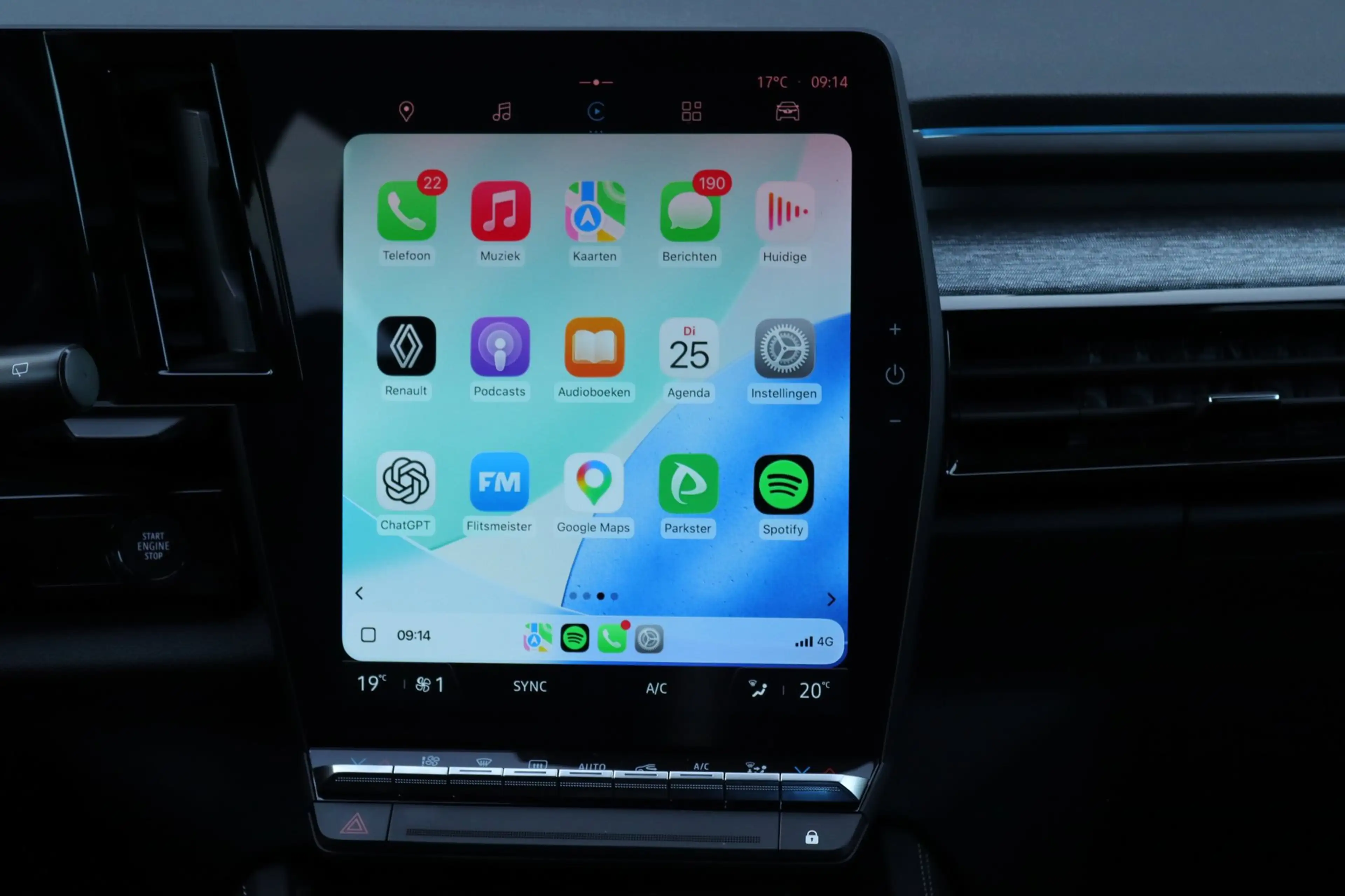 Renault Austral 1.2 E-Tech full hybrid / Carplay / Camera — photo 21