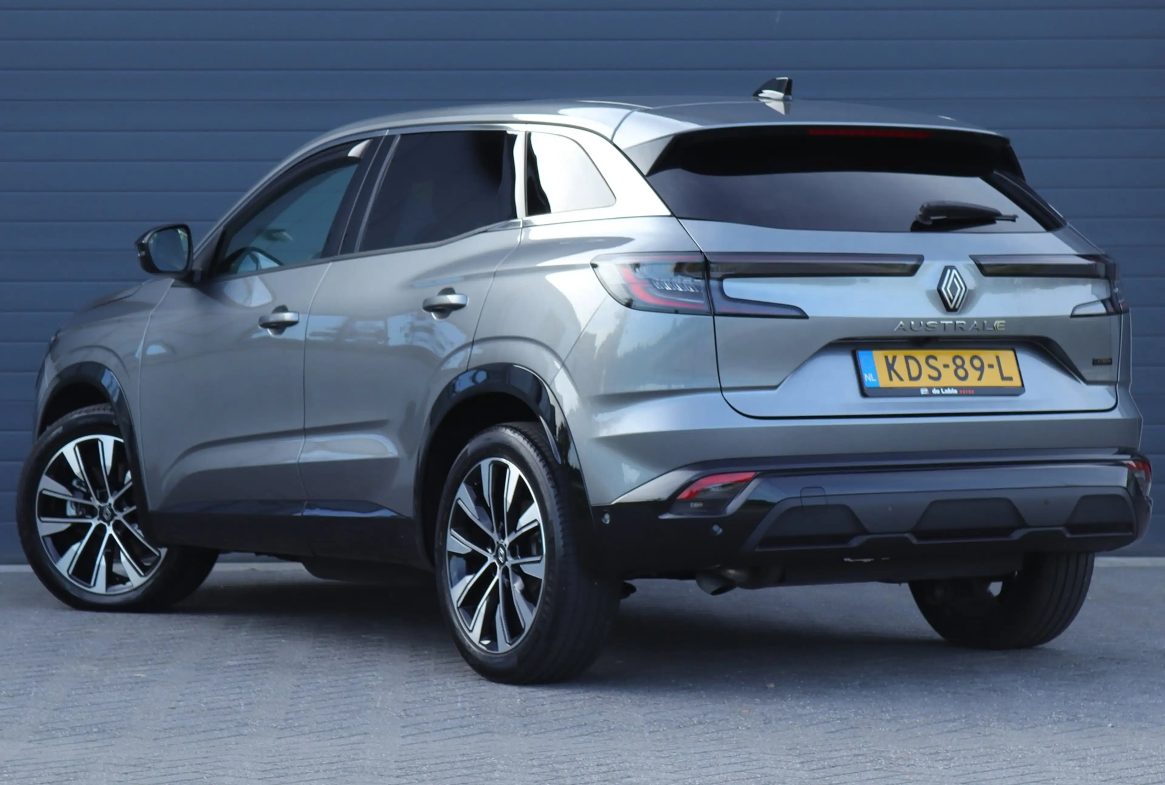 Renault Austral 1.2 E-Tech full hybrid / Carplay / Camera — photo 8