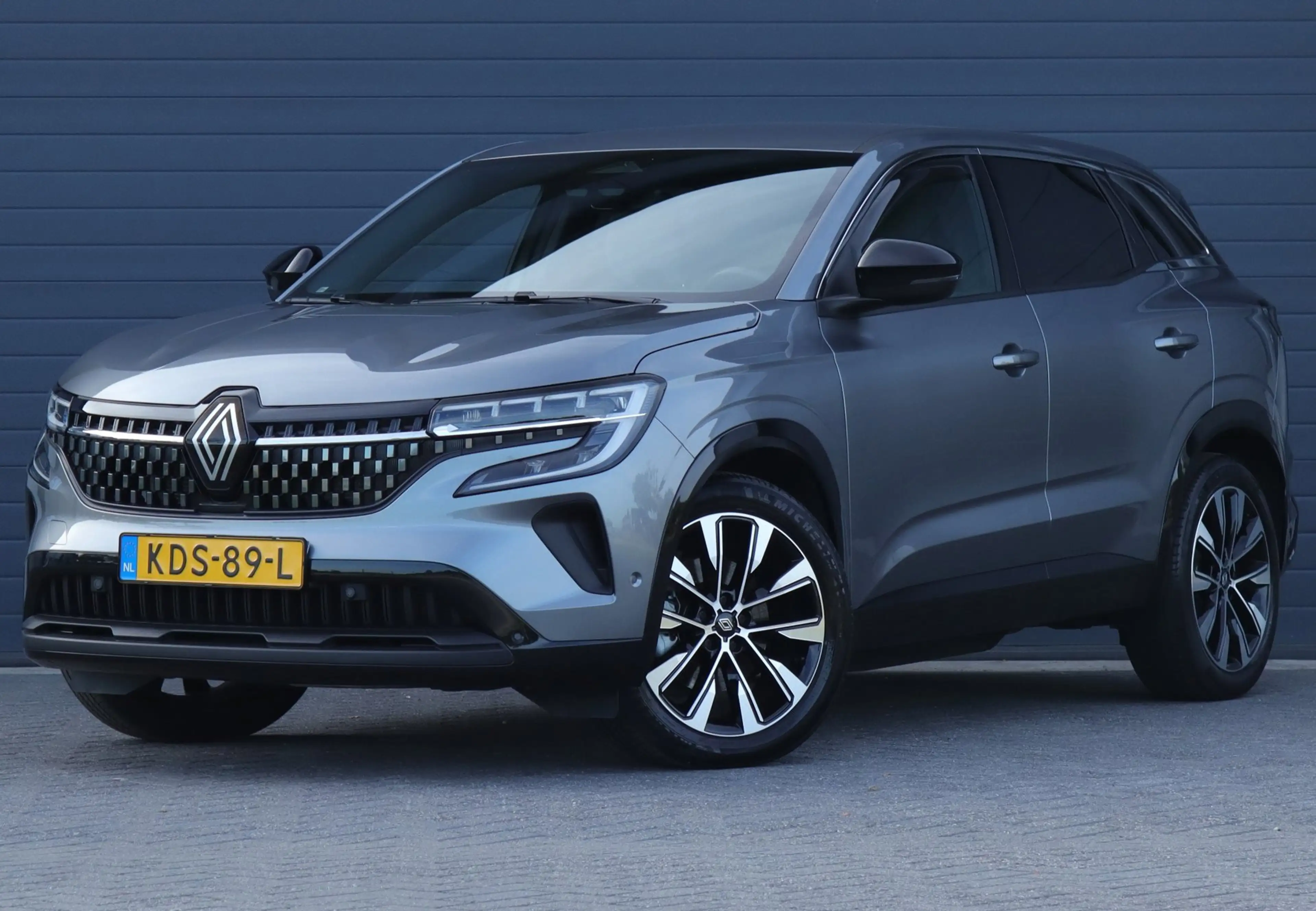Renault Austral 1.2 E-Tech full hybrid / Carplay / Camera