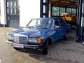 Mercedes-Benz 240 D Blau - thumbnail 1