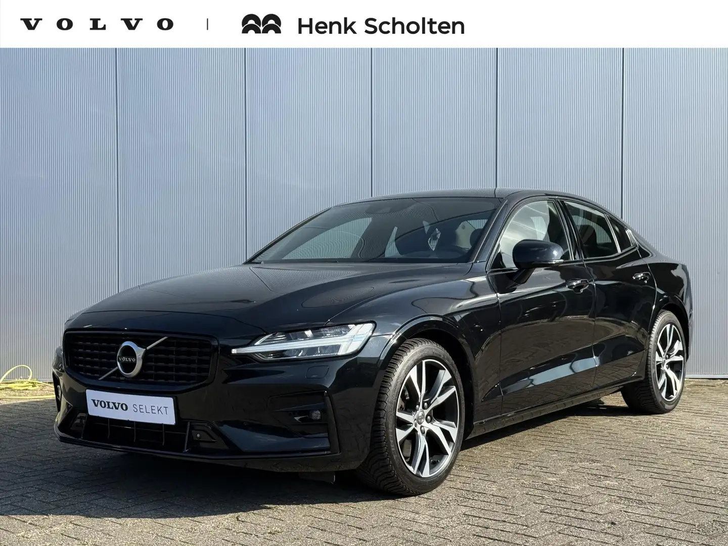 Volvo S60 B4 AUT8 197PK R-Design | Geventileerde en verwarmb Zwart - 1