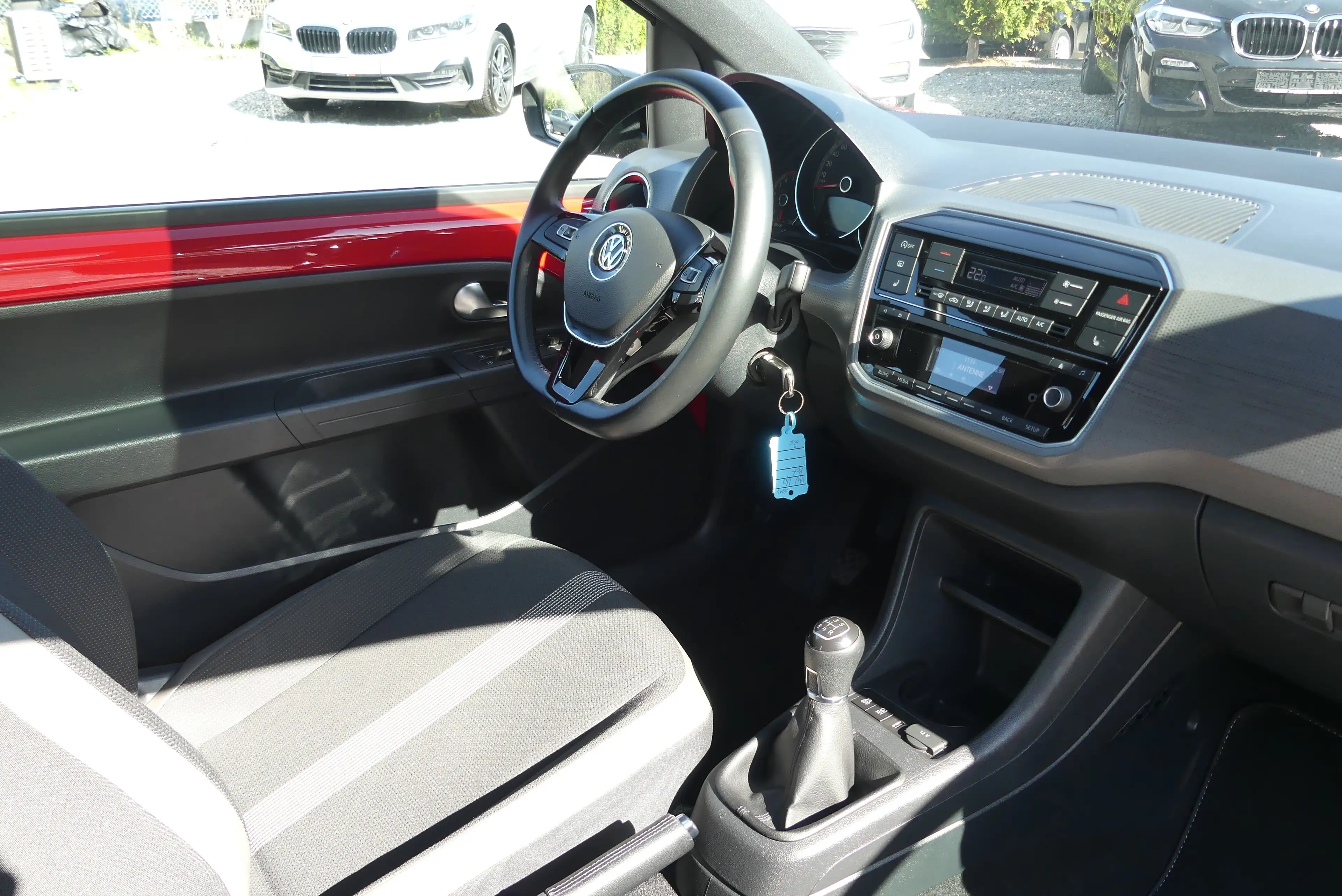 Volkswagen up! high up! BMT/Start-Stop*PANO*SHZ*KLIMAAUTO.*SR*WR* — photo 15