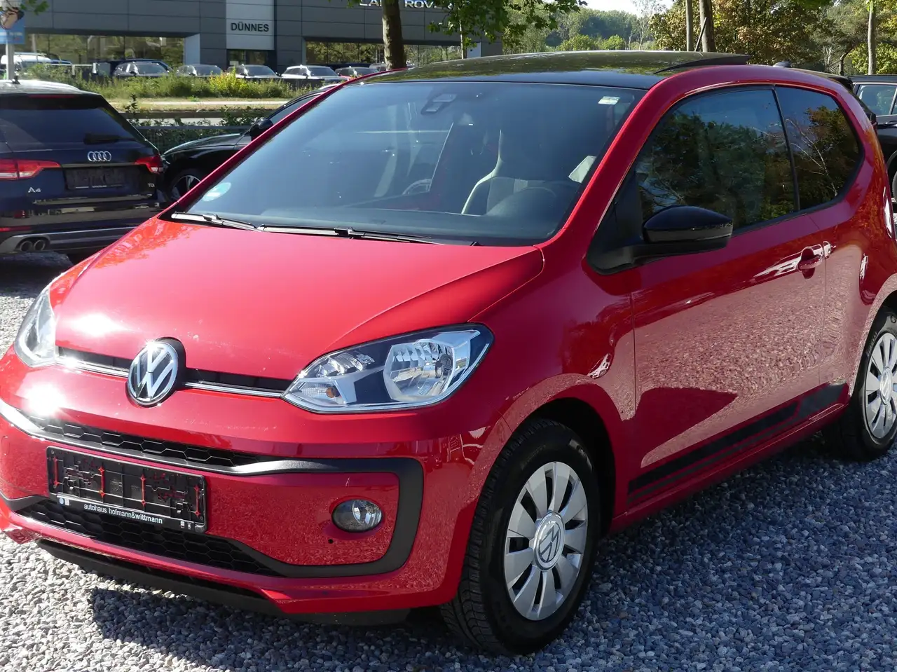 Volkswagen up! high up! BMT/Start-Stop*PANO*SHZ*KLIMAAUTO.*SR*WR* — photo 1 of 15