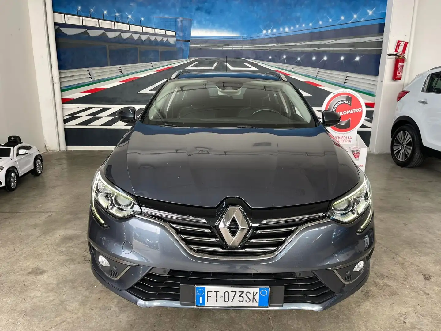 Renault Megane Sporter 1.5 dci energy Gt Line 110cv edc Grigio - 2