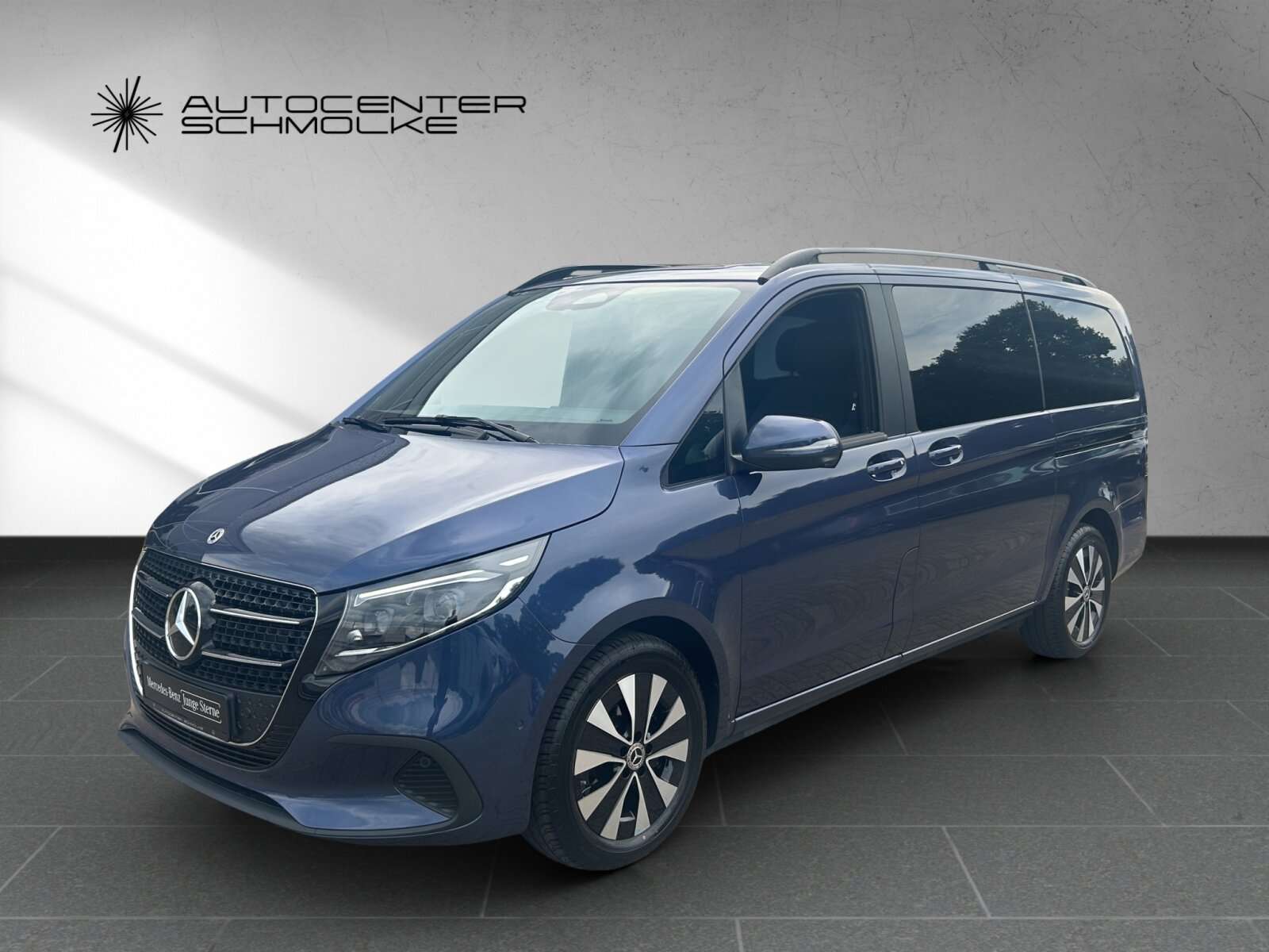 Mercedes-Benz V 220
