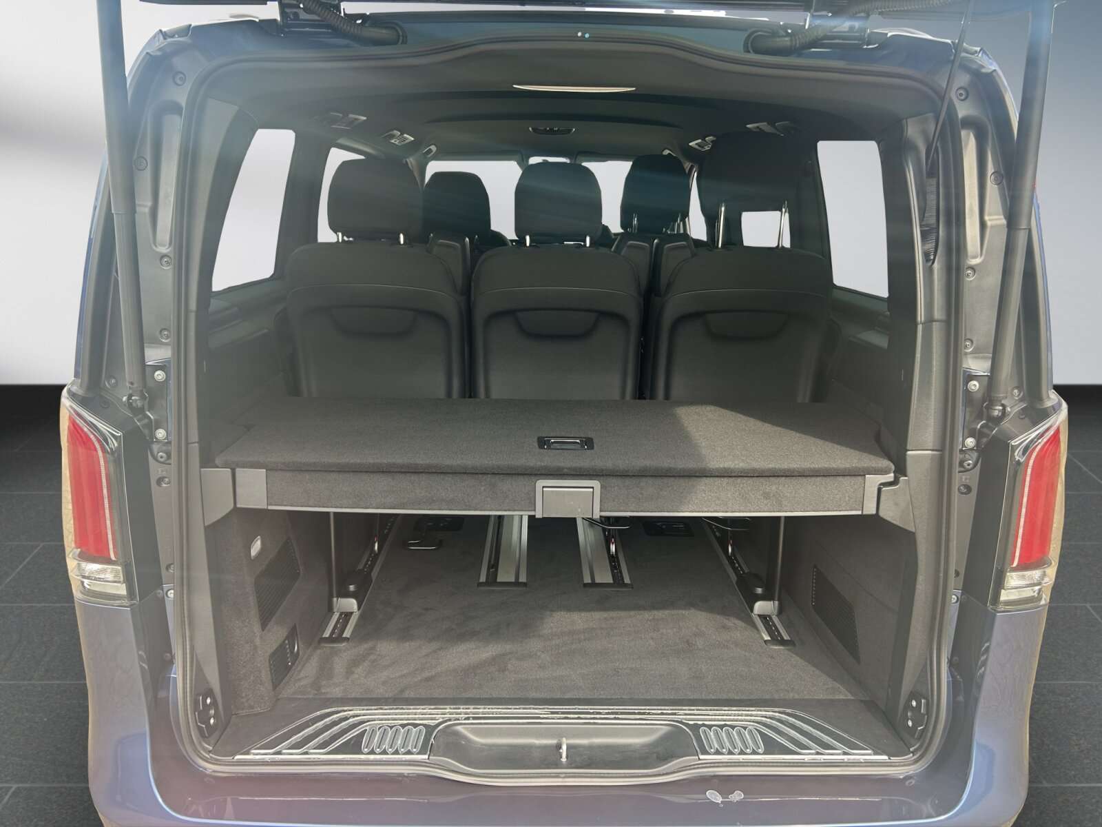 Mercedes-Benz V 220