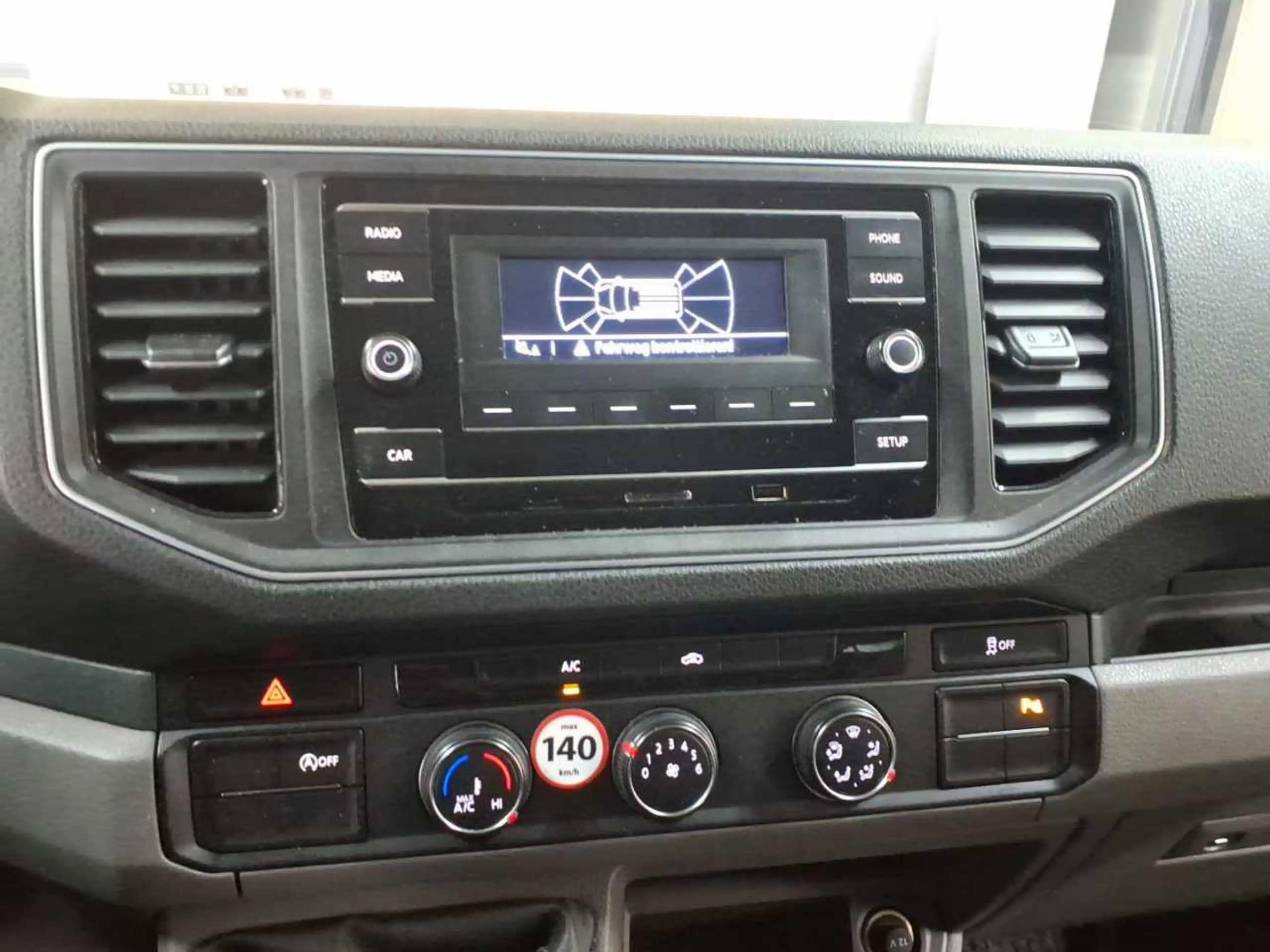 Volkswagen Crafter Plus 35 Kasten L2H2 / Bluetooth, PDC — photo 6