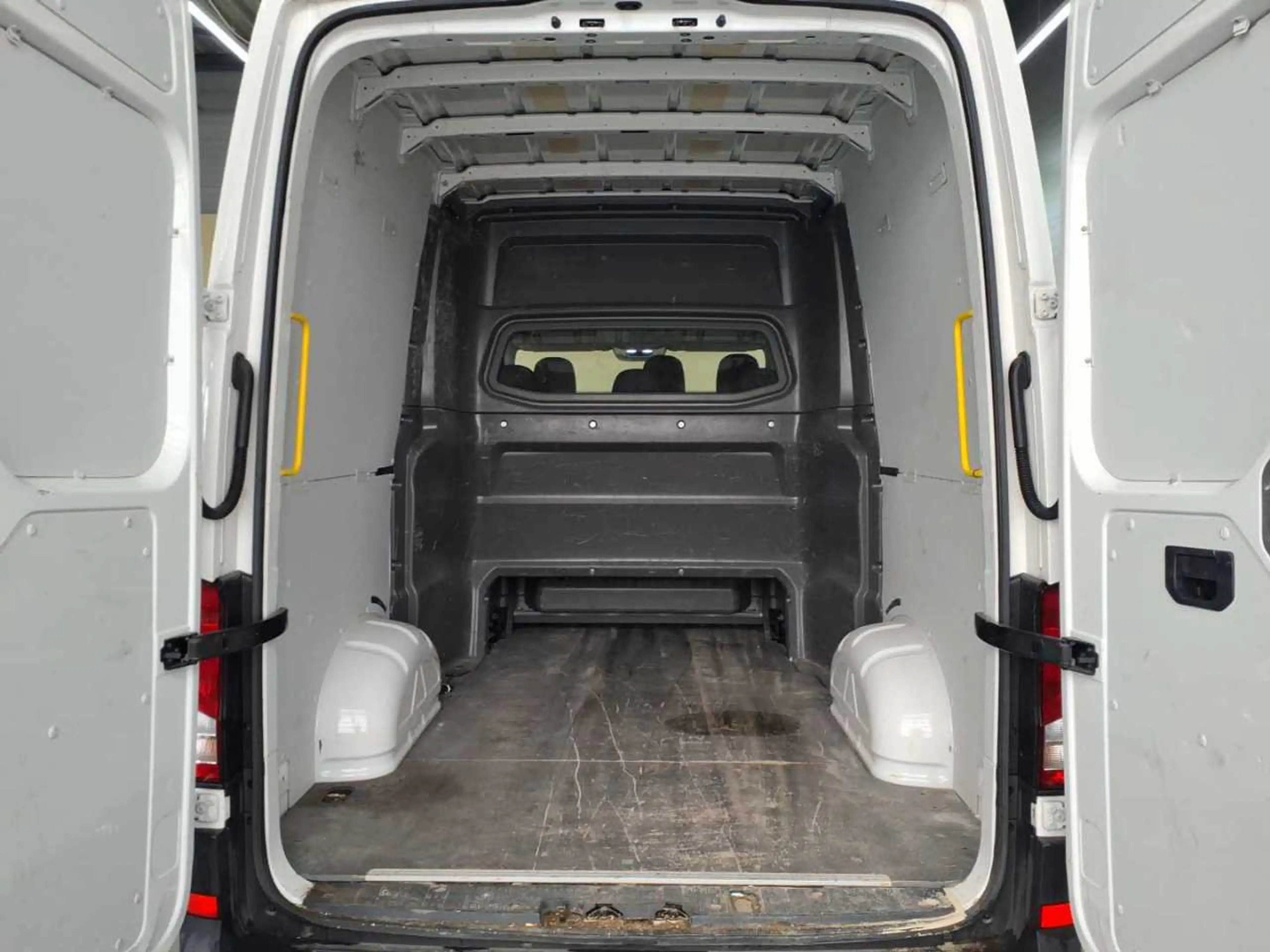 Volkswagen Crafter Plus 35 Kasten L2H2 / Bluetooth, PDC — photo 11