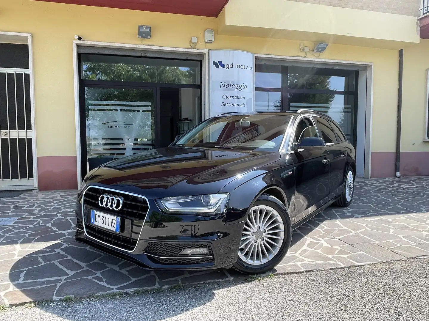 Audi A4 A4 Avant 2.0 tdi Business Plus 150cv MULTITRONIC Noir - 1