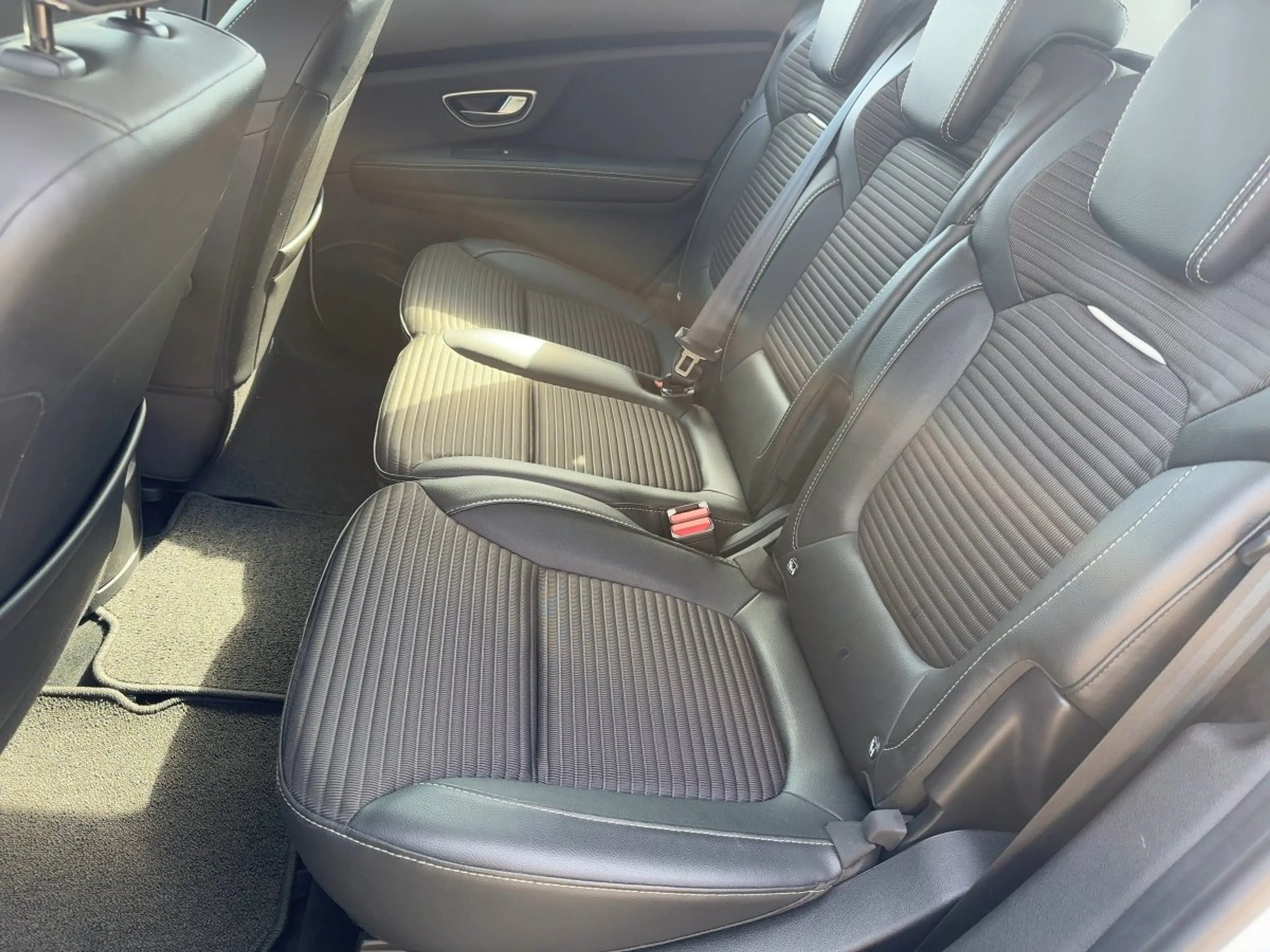 Renault Scenic *Anhänger.K+Allwet.r+P.Sensor+Automatik* — photo 10