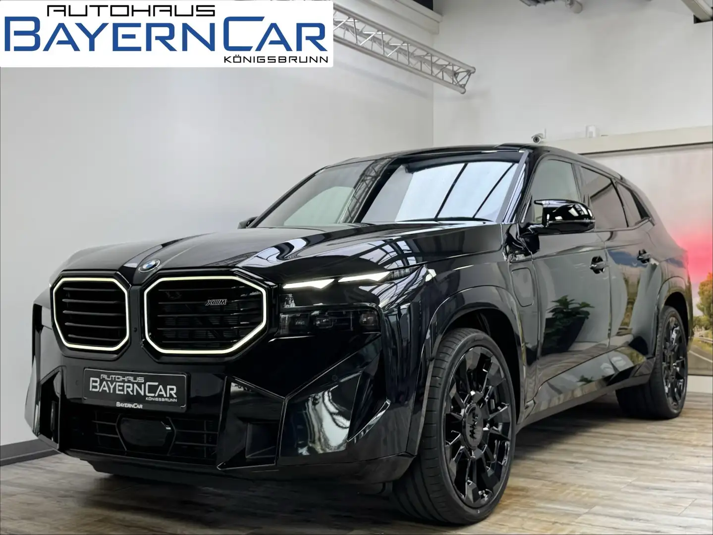BMW XM 50e 23Zoll B&W DriviProf. ACC AHK Sitzlüftung Schwarz - 1