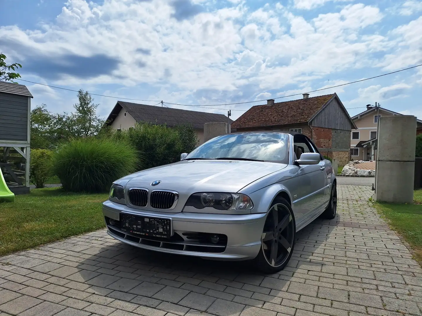 BMW 325 325i Cabrio Aut. - 1