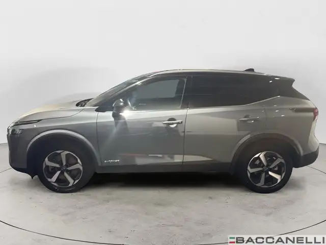 Nissan Qashqai view 2